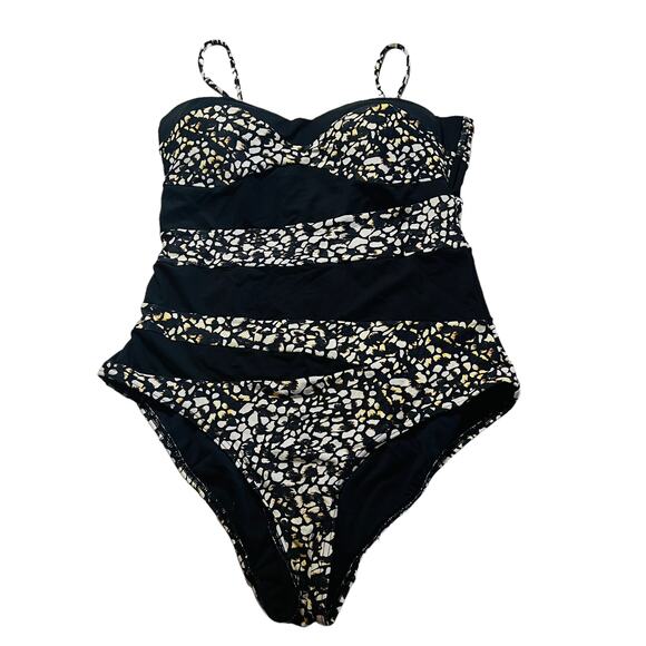 Bond Eye Australia Sliced Animal Print Colorblock One Piece Swimsuit Size 6 - Picture 3 of 10